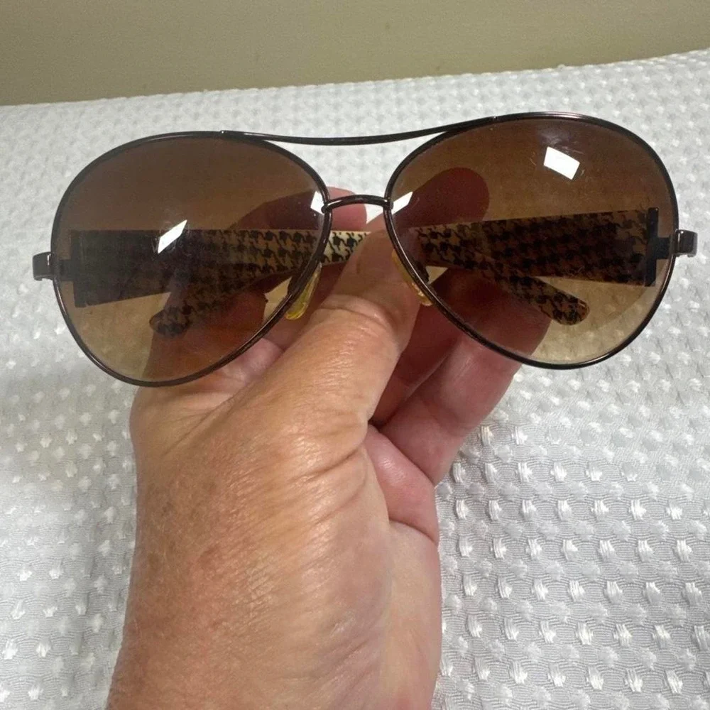 Ellen Tracy ET515 retro aviator sunglasses